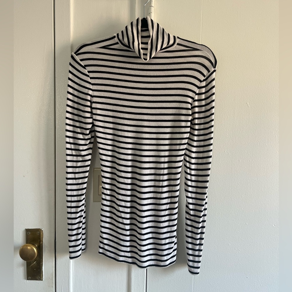 Wilfred Black and White Striped Top